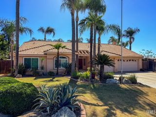 808 Quintana Drive, Bakersfield, CA 93314