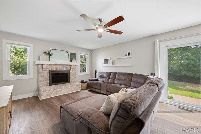 874 Sugar Hill Drive, Manchester, MO 63021