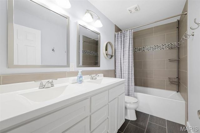 874 Sugar Hill Drive, Manchester, MO 63021