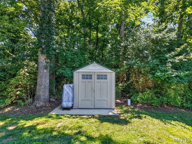 874 Sugar Hill Drive, Manchester, MO 63021
