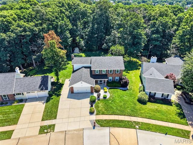 874 Sugar Hill Drive, Manchester, MO 63021