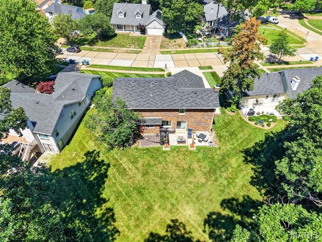 874 Sugar Hill Drive, Manchester, MO 63021