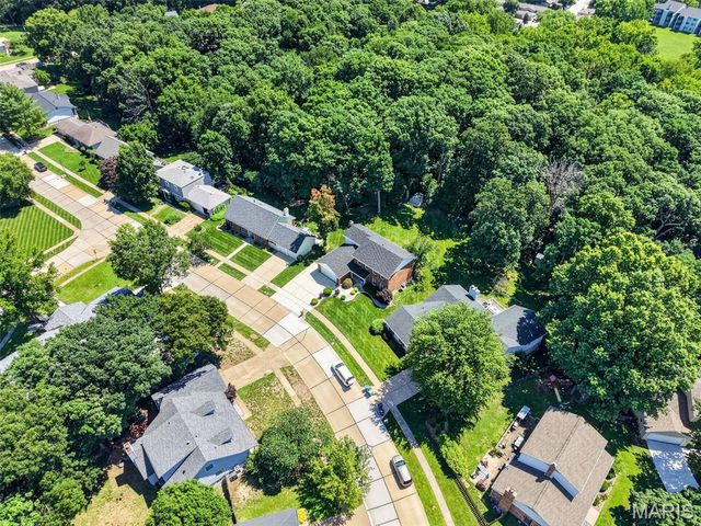 874 Sugar Hill Drive, Manchester, MO 63021