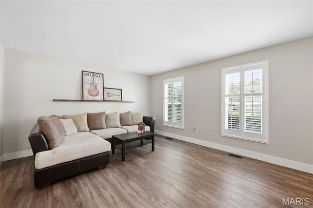 874 Sugar Hill Drive, Manchester, MO 63021