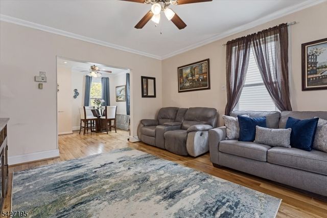 21 W Grant Ave, Roselle Park Boro, NJ 07204