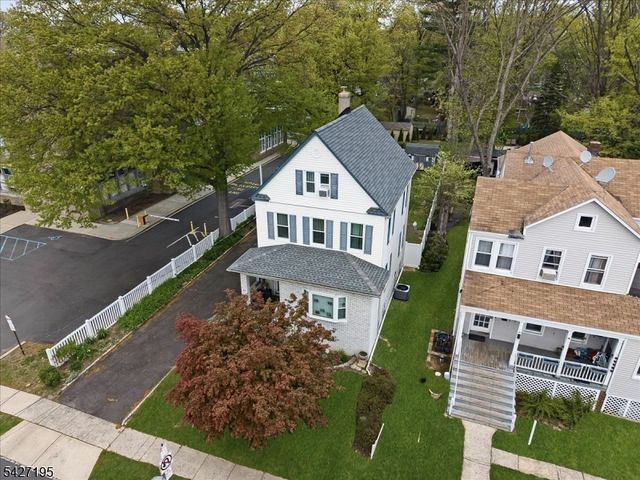 21 W Grant Ave, Roselle Park Boro, NJ 07204