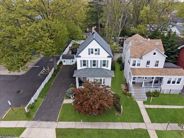 21 W Grant Ave, Roselle Park Boro, NJ 07204