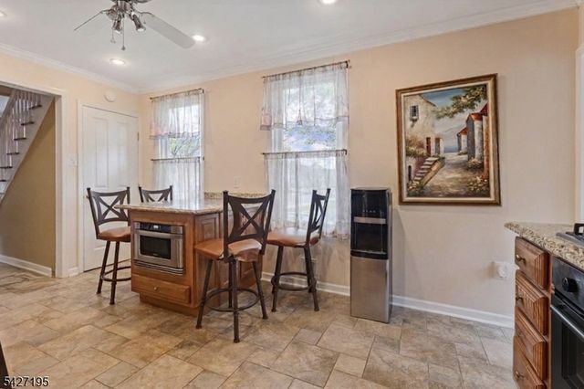 21 W Grant Ave, Roselle Park Boro, NJ 07204