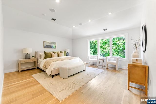 429 Riverside Avenue, Rutherford, NJ 07070