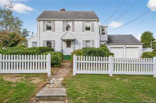 47 10th Street, Locust Valley, NY 11560