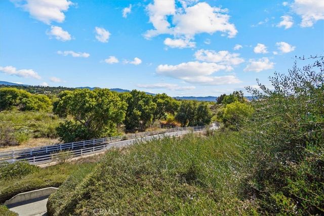 24216 Larkspur Court, Valencia, CA 91354