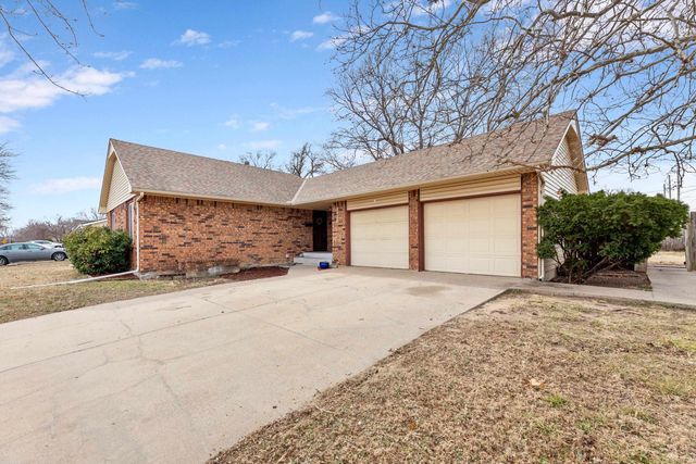 2125 N RIDGEWOOD ST, Wichita, KS 67208