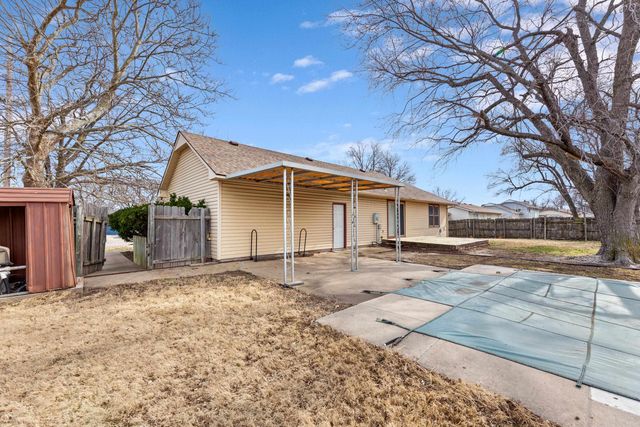 2125 N RIDGEWOOD ST, Wichita, KS 67208