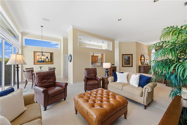 19427 Silver Oak DR, Estero, FL 33967