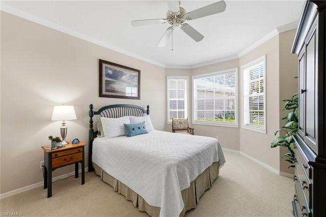 19427 Silver Oak DR, Estero, FL 33967