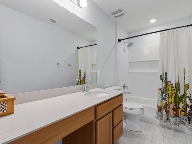 308 Linden ST, Bastrop, TX 78602