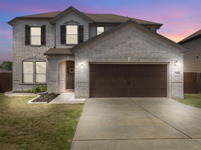 308 Linden ST, Bastrop, TX 78602