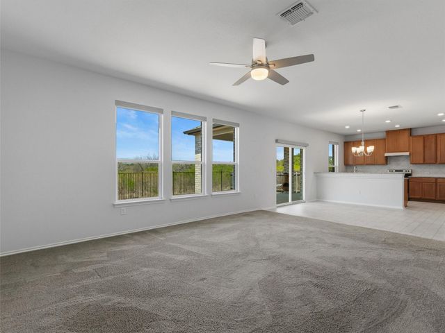 308 Linden ST, Bastrop, TX 78602