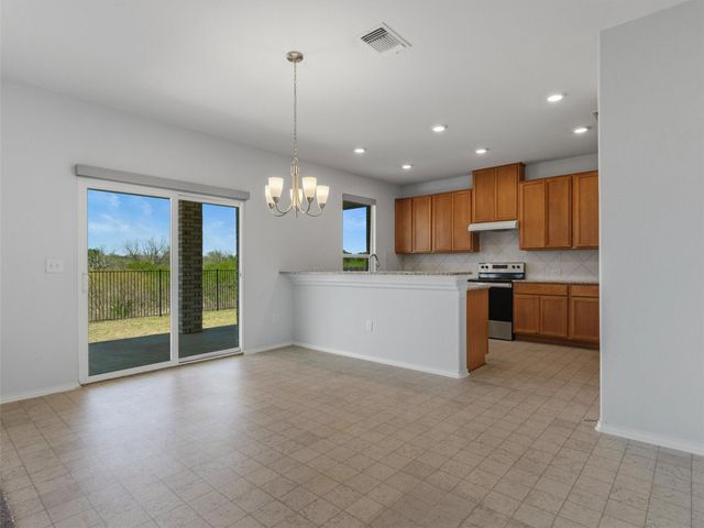 308 Linden ST, Bastrop, TX 78602