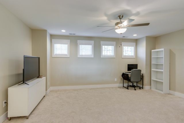 1193 Rimrock Rd, Smyrna, TN 37167