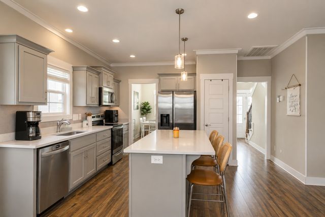 1193 Rimrock Rd, Smyrna, TN 37167