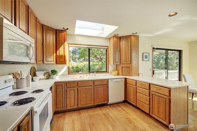 8211 128th Avenue SE, Newcastle, WA 98056