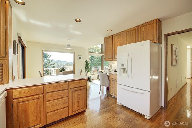 8211 128th Avenue SE, Newcastle, WA 98056