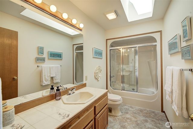 8211 128th Avenue SE, Newcastle, WA 98056