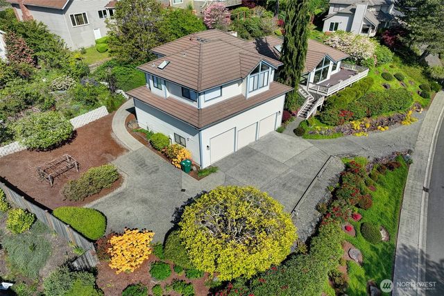 8211 128th Avenue SE, Newcastle, WA 98056