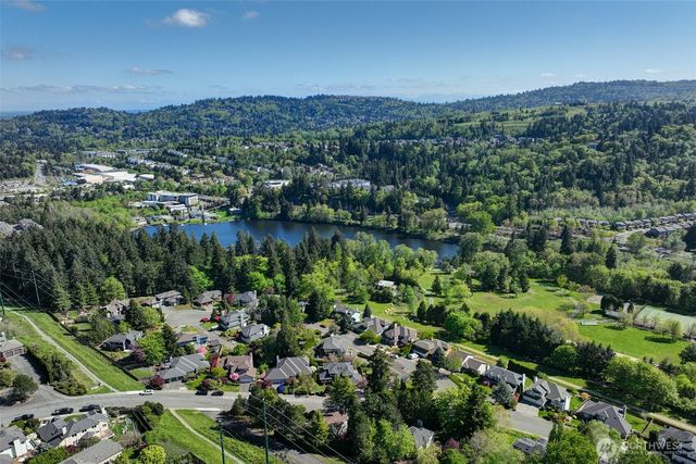 8211 128th Avenue SE, Newcastle, WA 98056