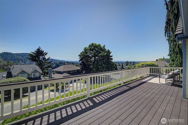 8211 128th Avenue SE, Newcastle, WA 98056