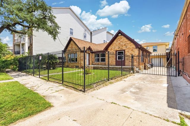 1825 Rosedale Street, Houston, TX 77004