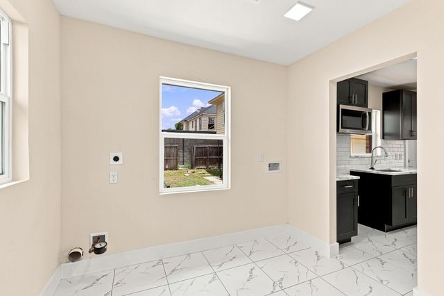 1825 Rosedale Street, Houston, TX 77004
