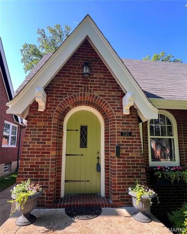 7320 Goff Avenue, Richmond Heights, MO 63117