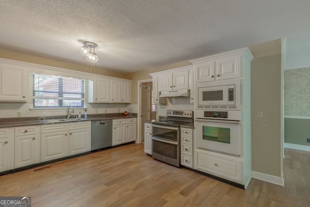 826 Clearview Drive, Ringgold, GA 30736