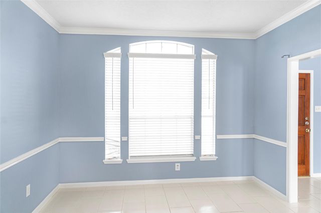 1405 El Camino Village Drive, Webster, TX 77058