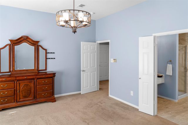 1405 El Camino Village Drive, Webster, TX 77058