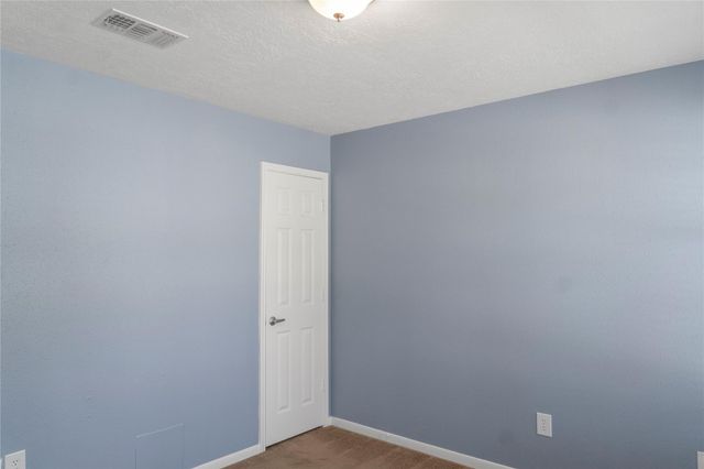 1405 El Camino Village Drive, Webster, TX 77058