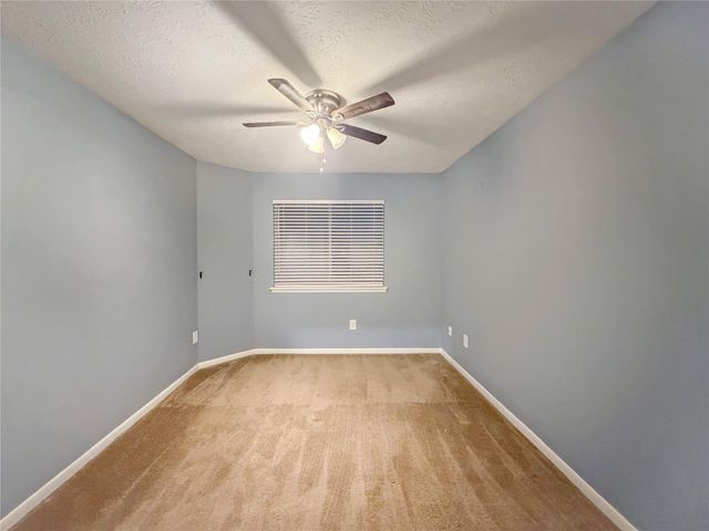 1405 El Camino Village Drive, Webster, TX 77058