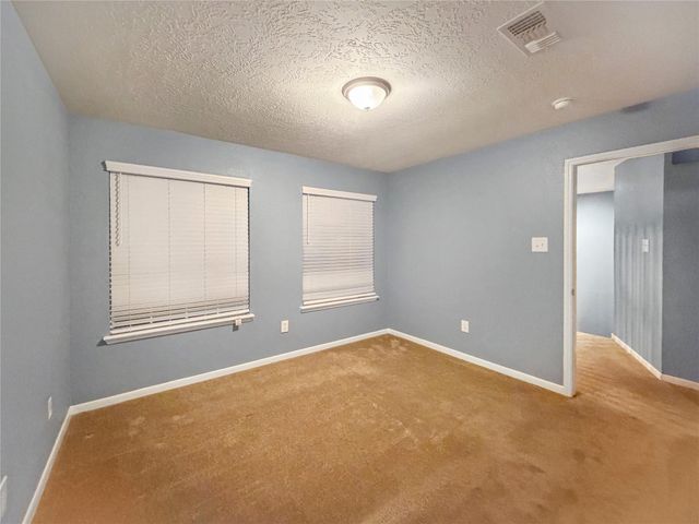 1405 El Camino Village Drive, Webster, TX 77058