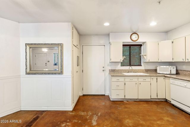 37 W PASADENA Avenue, Phoenix, AZ 85013