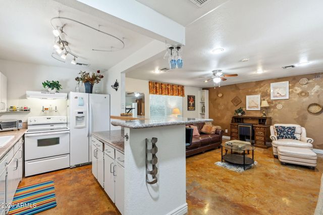 37 W PASADENA Avenue, Phoenix, AZ 85013