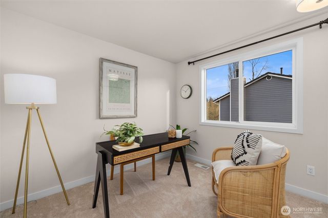 21111 29th Place W, Lynnwood, WA 98036