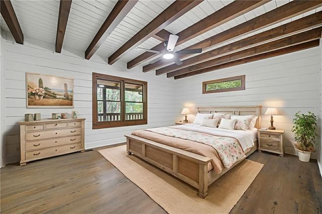 509 E Valley Road NE, Rydal, GA 30171