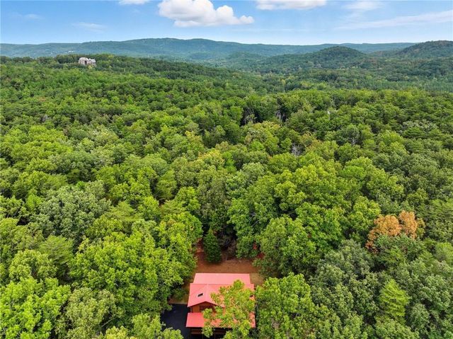 509 E Valley Road NE, Rydal, GA 30171