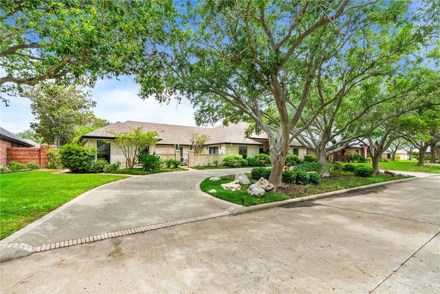 2805 Bretshire Dr, Corpus Christi, TX 78414