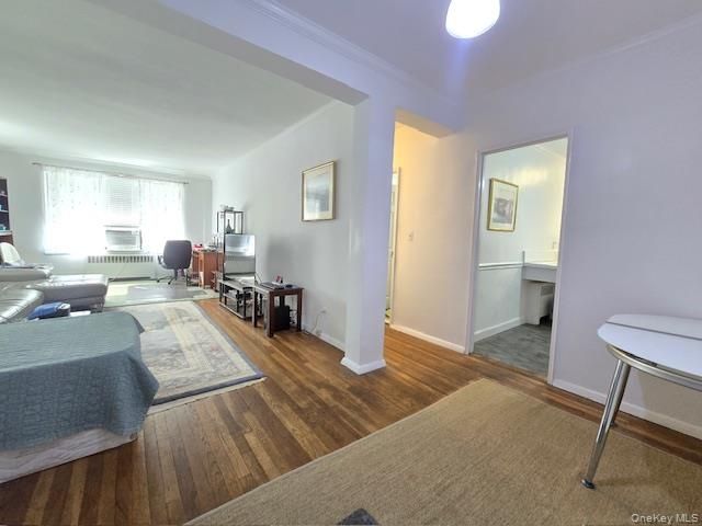 46 Grace Avenue 2J, Great Neck, NY 11021