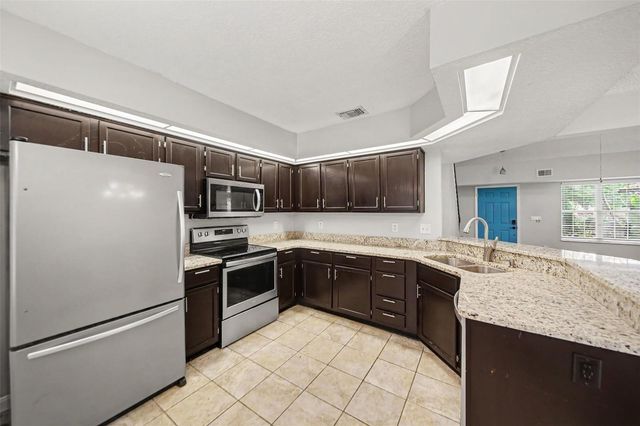 2758 WAYMEYER DR, Orlando, FL 32812