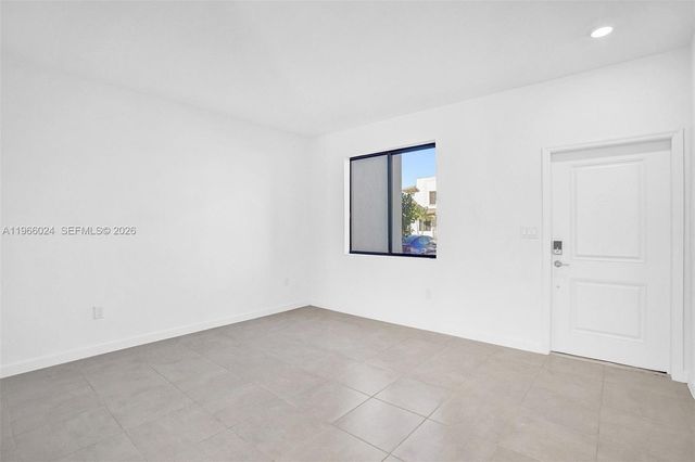 2519 SE 29th St, Homestead, FL 33035