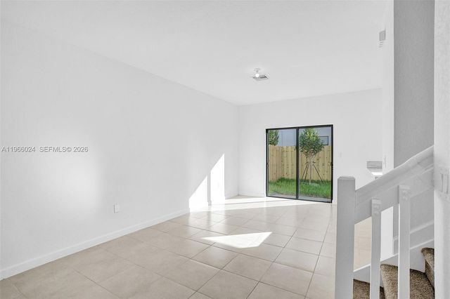 2519 SE 29th St, Homestead, FL 33035